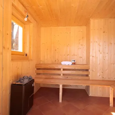 Jagdhuette Spechtensee *
